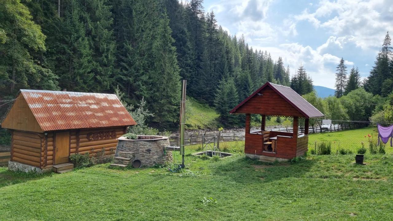 Hotel Крайня Хата Synevyrsʼka Polyana Exterior foto